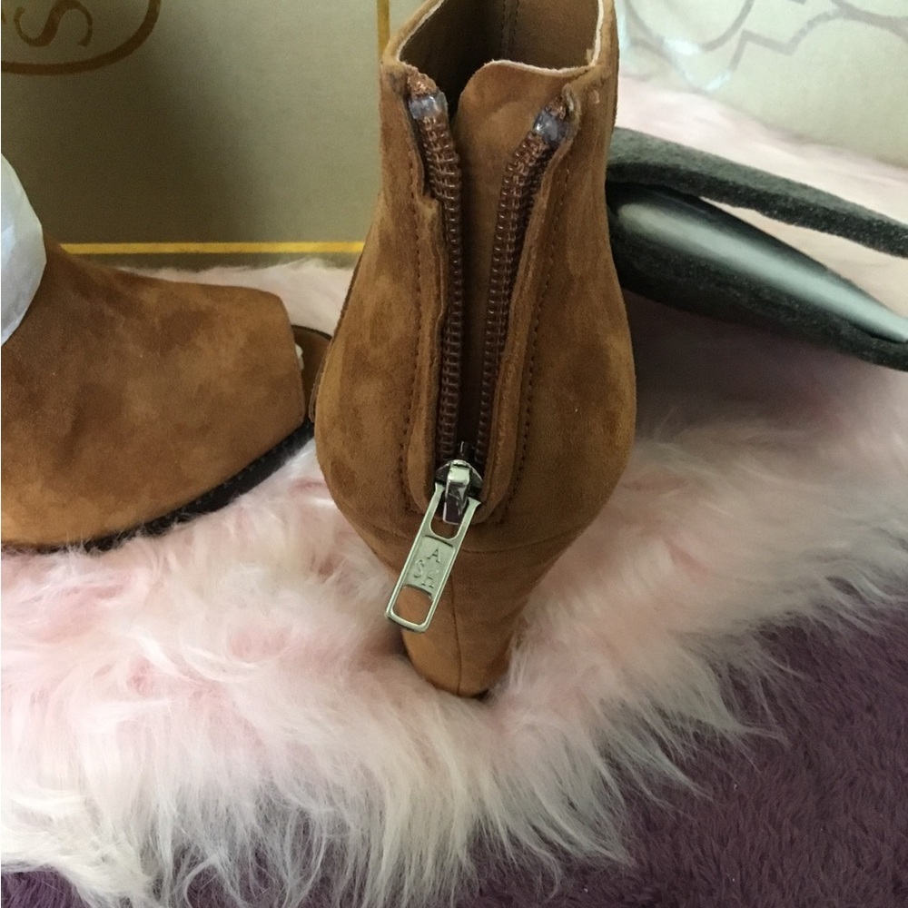 NWT Ash-Lynx Pep Toe Platform Wedge Leather “Cookie “ Low Ankle Boots 10M - Picture 8 of 14